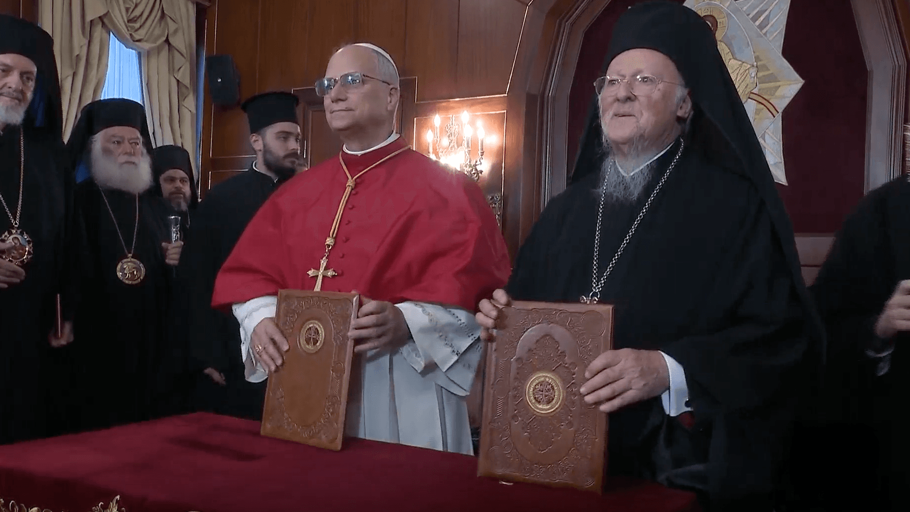 Pope Leo XIV and Ecumenical Patriarch Bartholomew I showing the Declaration. Image courtesy of Vatican Media.