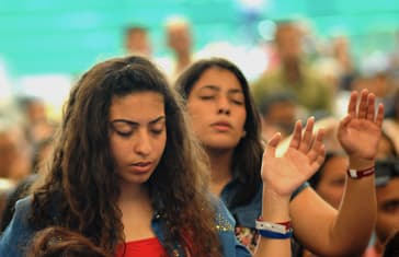 prayfeat