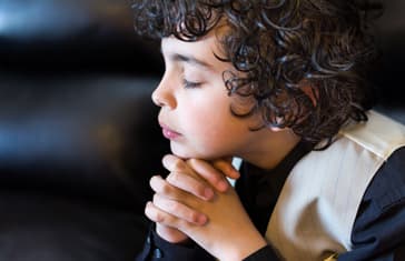 prayingfeat