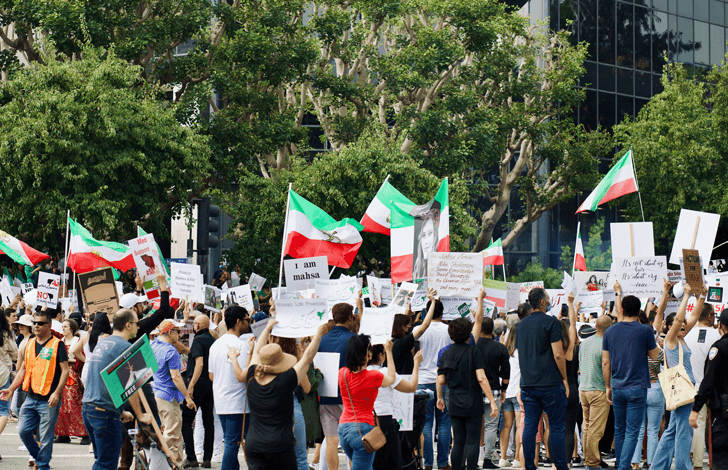 IRAN-PROTESTS--HOW-SHOULD-IRANIAN-CHRISTIANS-RESPOND-feat