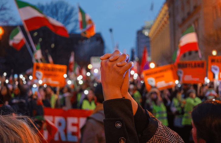 The-women-led-uprising-in-Iran_feat